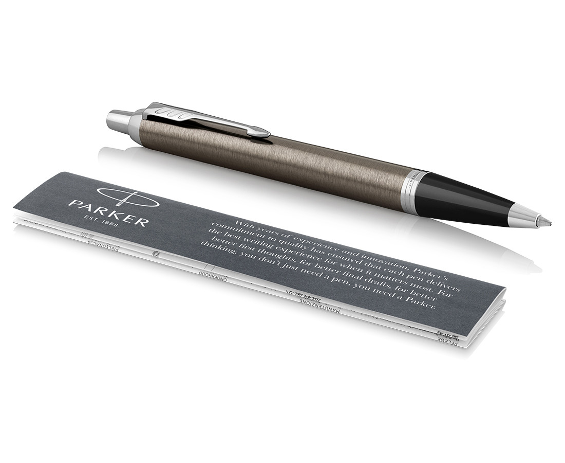 uitdrukking opslaan Laster Parker IM Ballpoint Pen - Dark Espresso Chrome Trim | 1931671 | The Online  Pen Company